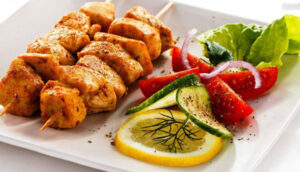 طرز تهیه جوجه کباب عربی(شیش طاووق) – همراه آموزش ویدیویی + نکات کلیدی